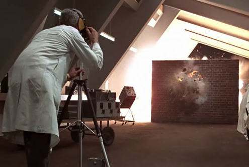 El hombre de la pistola de oro 1974